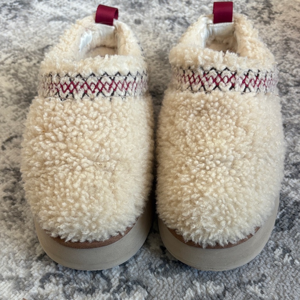 UGG Tazz Cream and Burgundy Women's Slippers